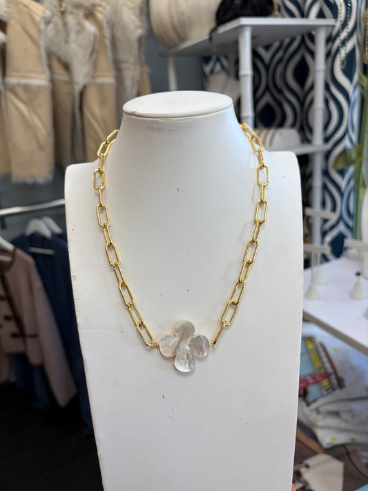 Mother of Pearl Motif Link Necklace