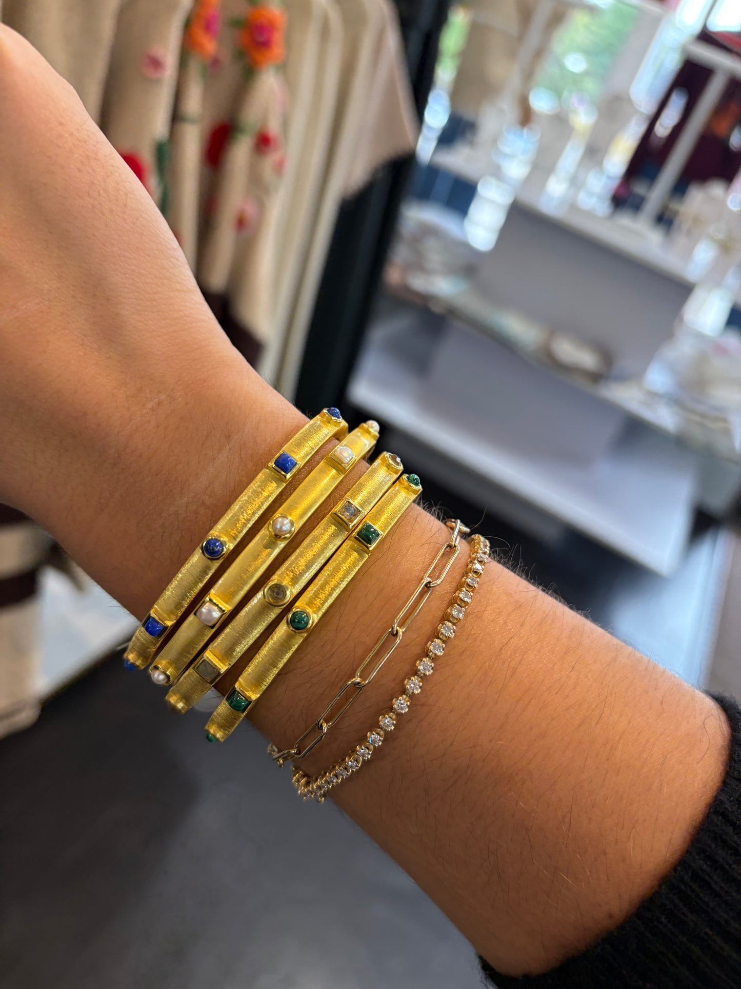 Kota hinge bracelet